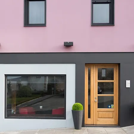 Πανσιόν Casa Amando 3*